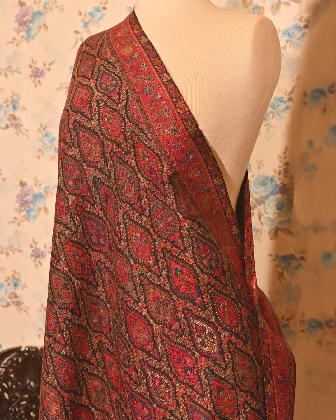 Garnet Jamawar Pashmina