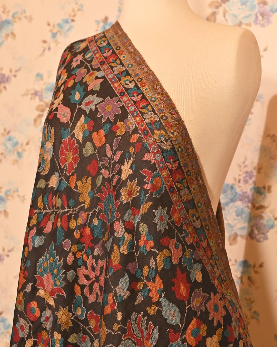 Rainbow Jaal Pashmina