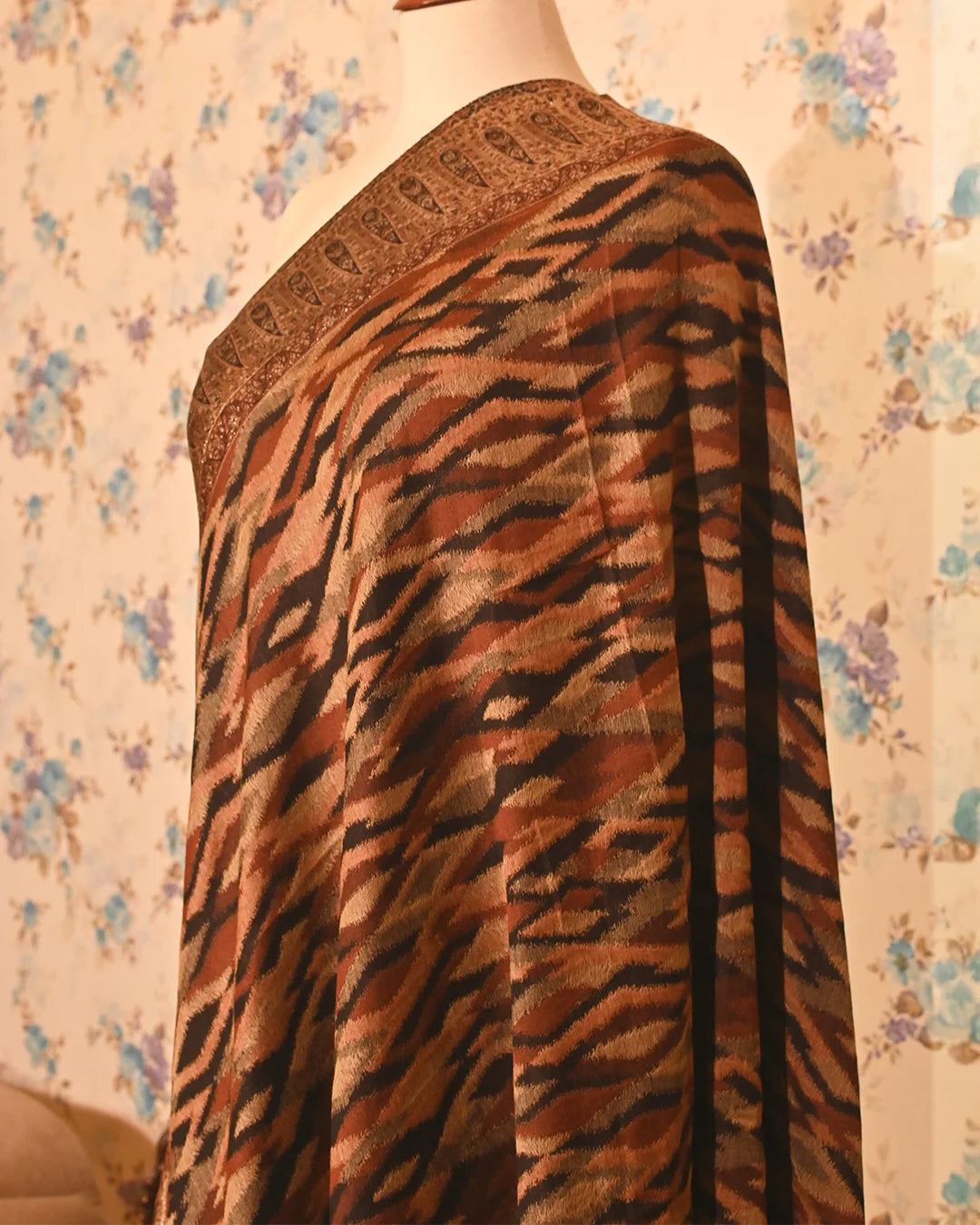 Rustic Ikkat Pashmina