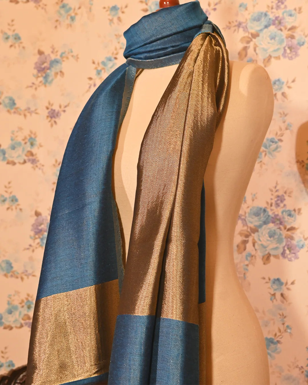 Azure Moonlight Stole
