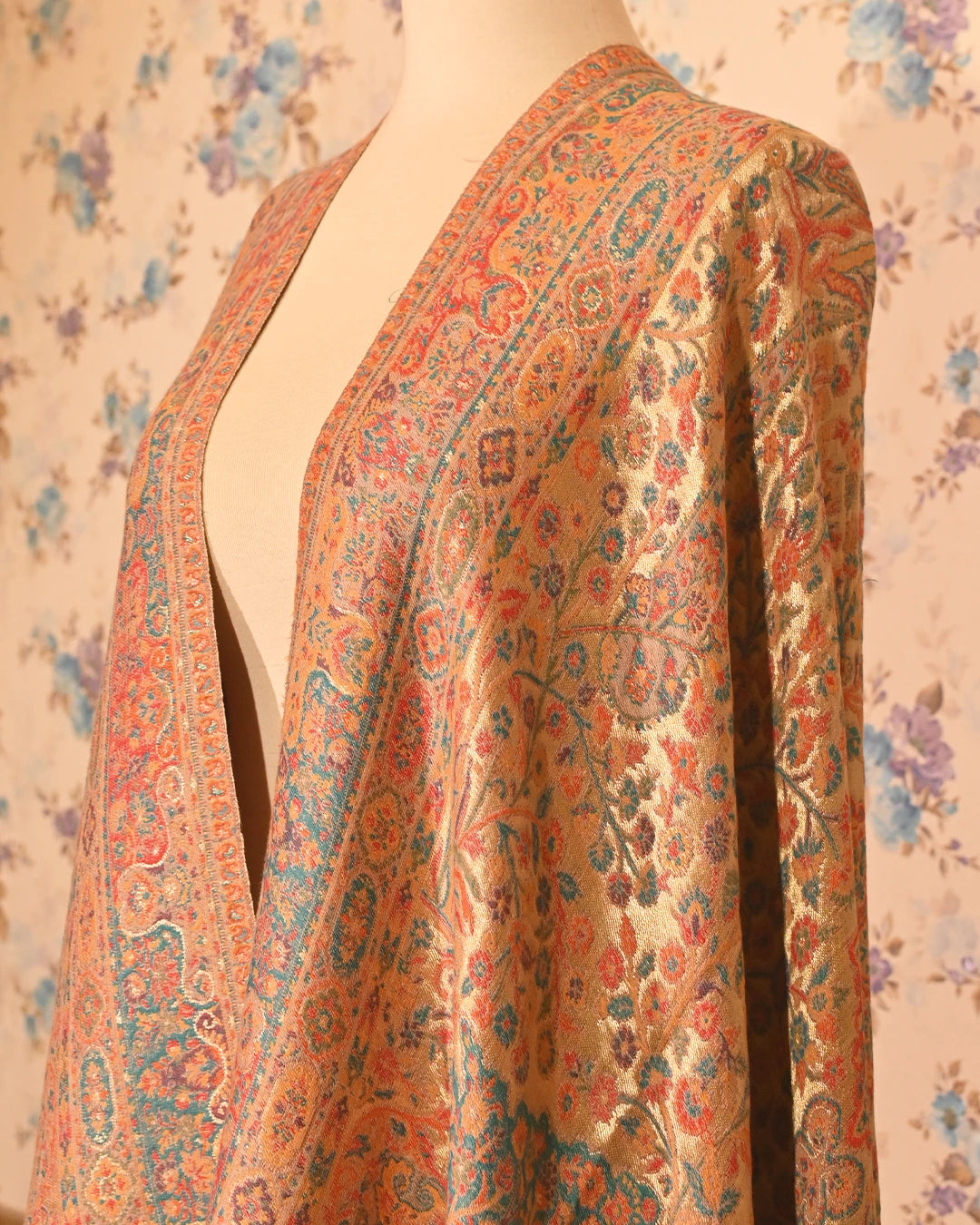 Mehraab Tapestry Pashmina